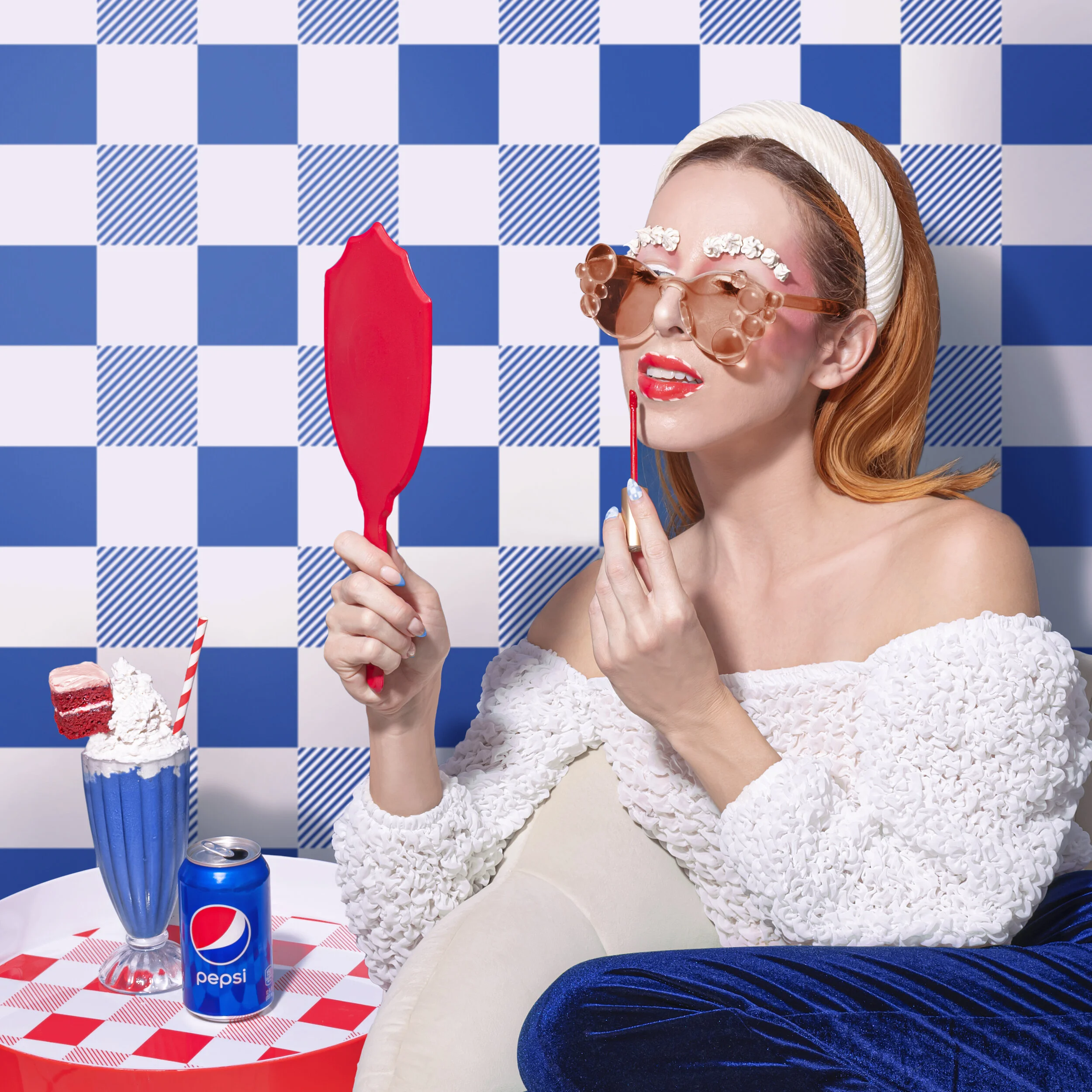 pepsi-milkshake makeup-02.jpg