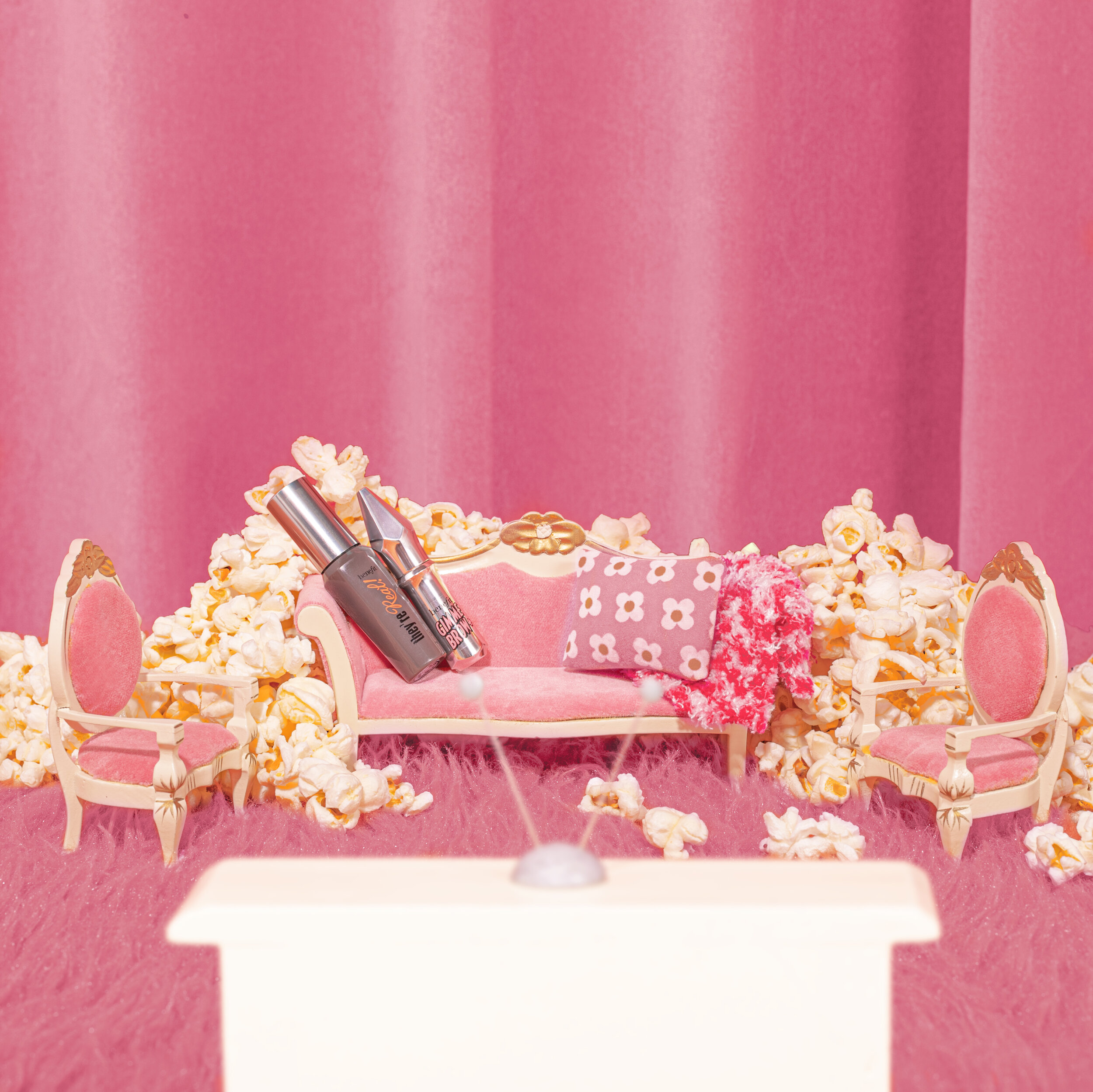 _benefit cosmetics-june minis-movie night_03.jpg