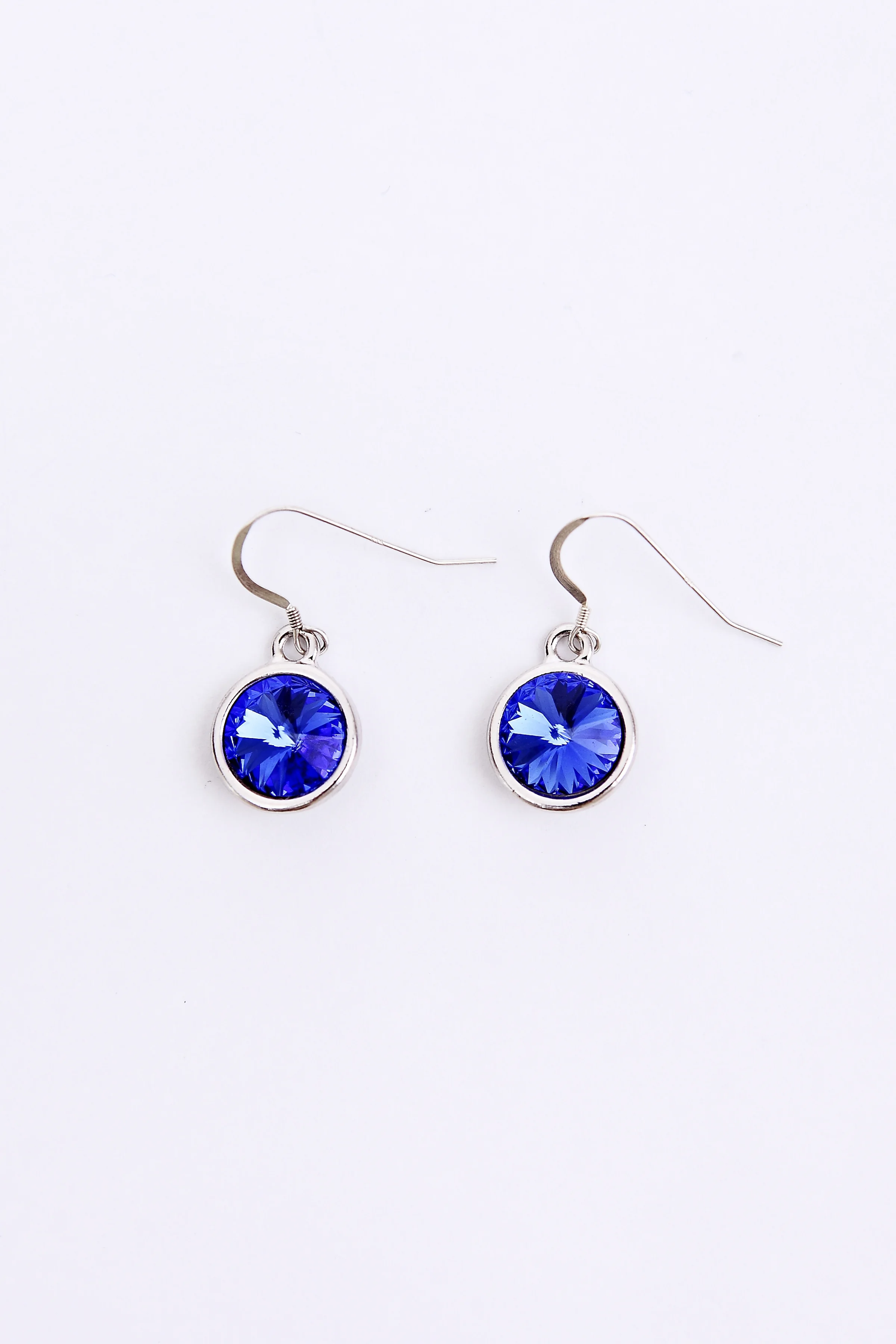 Earrings008C.jpg