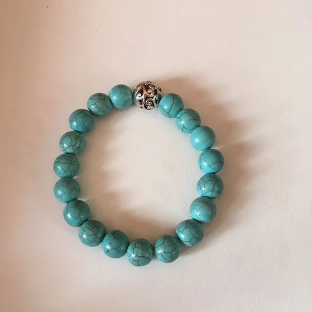 +"Turquoise" color Howlite