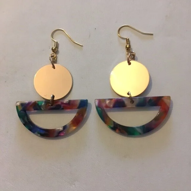 +Gold disk w/Rainbow Lucite Geometric Earrings