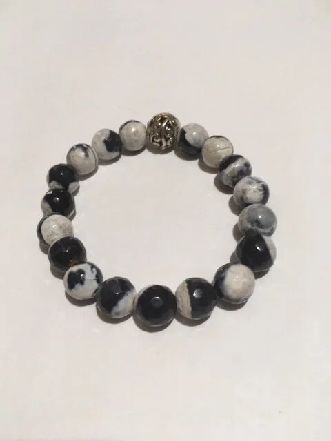 Black and White Faceted Agate