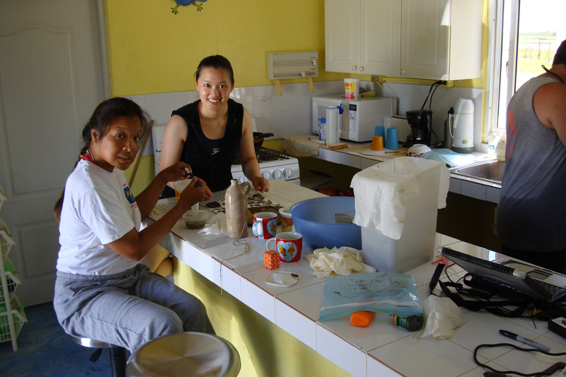 Ast. Diving Officer and Dr. Jennifer Chow documenting artefacts