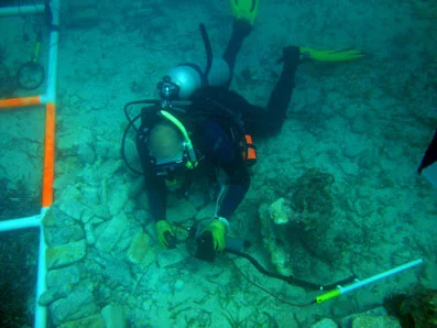 Raimund marks a target for further investigation found with the DX200.