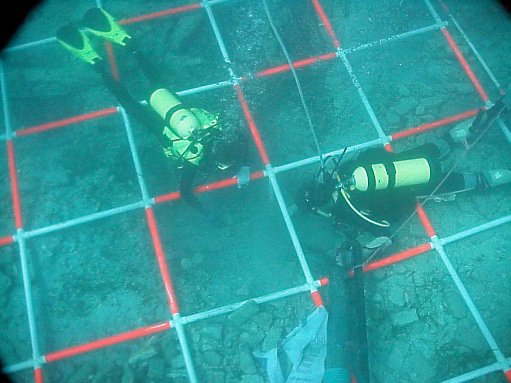 The Team working on the central amidship section, prior to it being destroyed by looters