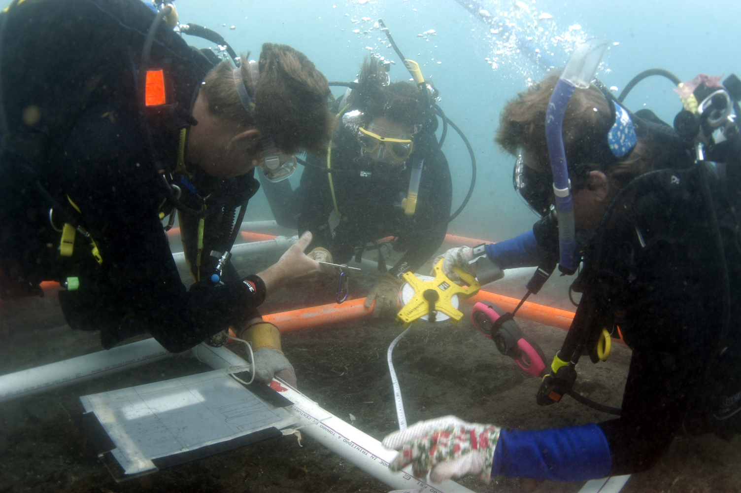  Learn The Skills Of Maritime Archaeology   Take Part    Join our Projects   White House Bay Wreck - Battle of Frigate Bay 1782,&nbsp; St. Kitts. Surveyed 2003. 