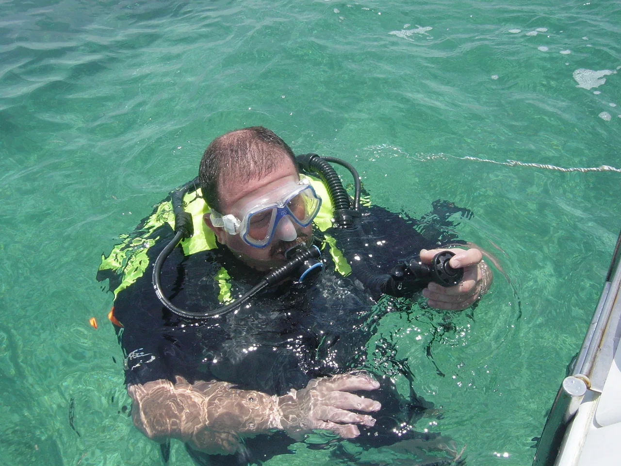 Buoyancy check with the heavy cameras