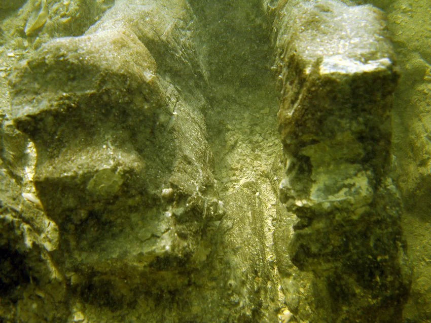 The keys and the hole close up