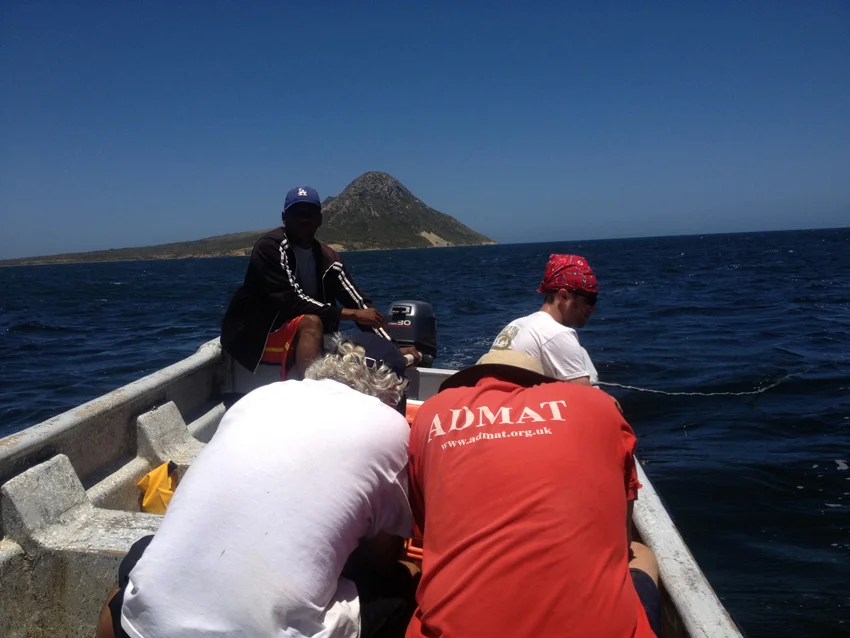 Ron being taught how to use the AX2000 proton magnetometer by Dr Spooner, as they tow the fish over the northern sectors of the wreck site