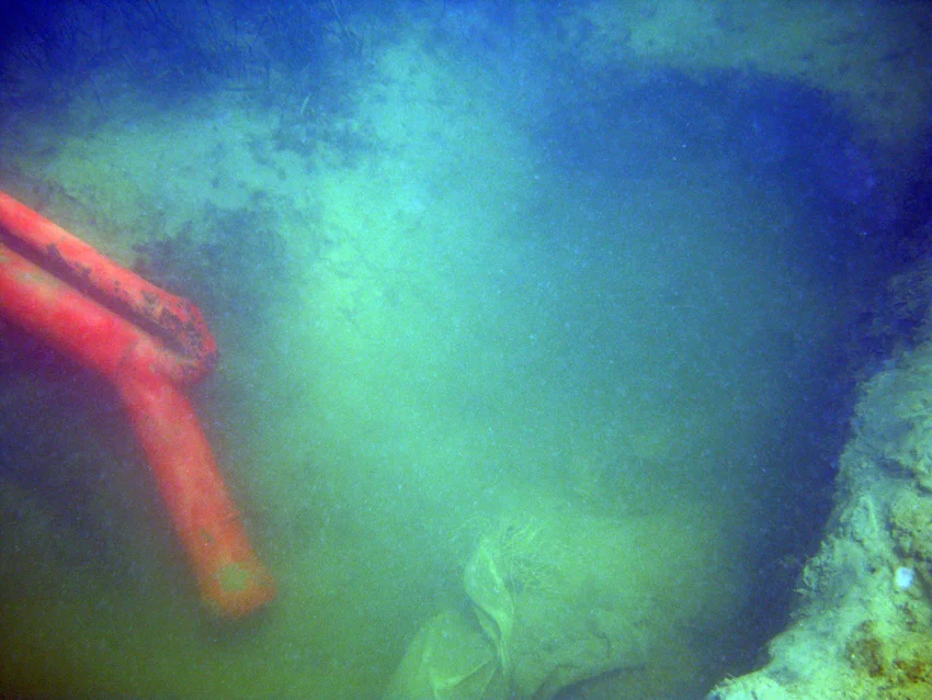 The overbearing mud zone is removed, prior to a grid being deployed on this new section of the wreck