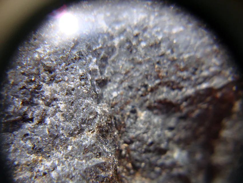 Sample IWcunder a 10 X magnification