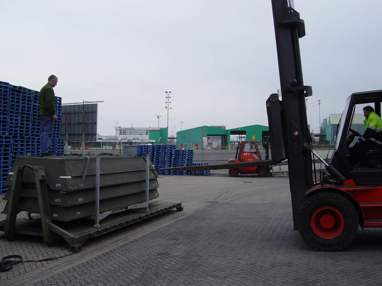 Andy oversees the delicate lifting operation. The forklift was provided by The Geest Line