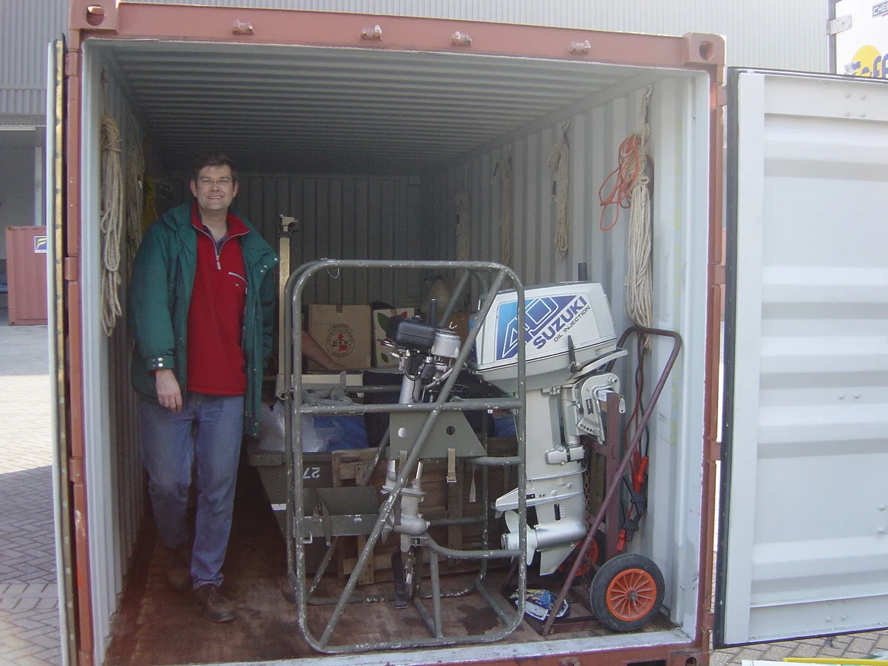 How to quickly fill a container