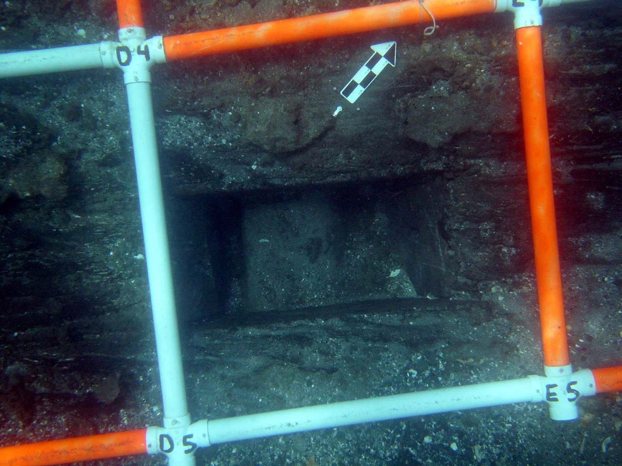 Square D4 and one of the stanchion holes.