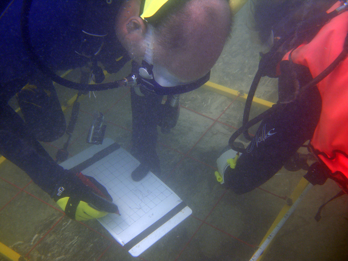 Raimund Krob documenting the rudders dimensions on The Tile Wreck in 2014