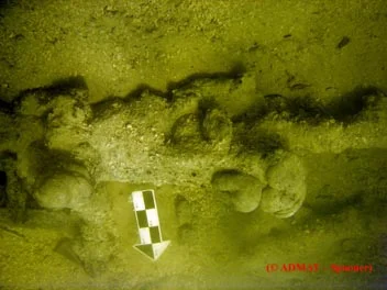 Looking at the top of the swivel cannon