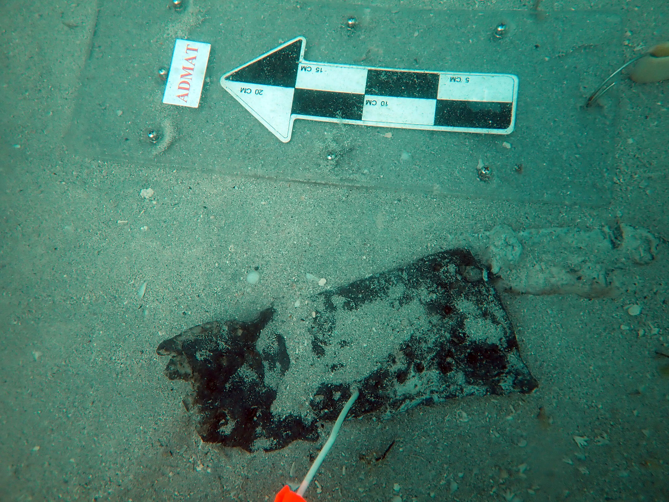 A lead patch is found by the Aquascan Aquapulse Metal Detector.