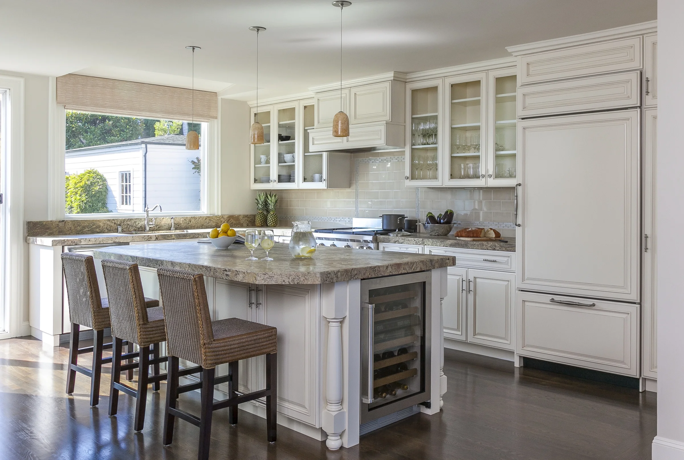 Photography by Kathryn MacDonald Design by Price Style and Design