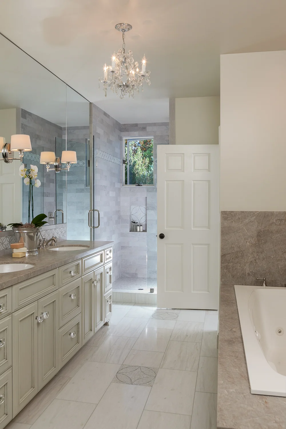 Photography by Kathryn MacDonald Design by Price Style and Design