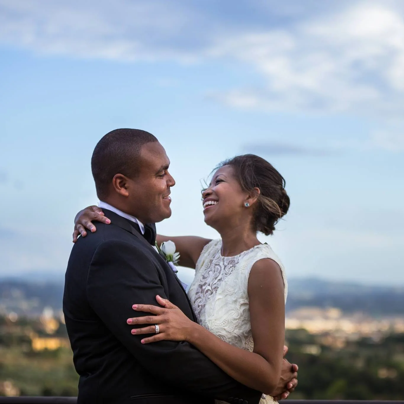 Vow renewal in Tuscany, Italy. (photo cred: Donatella Barbera and Damiano Salvador of D2 Photography)