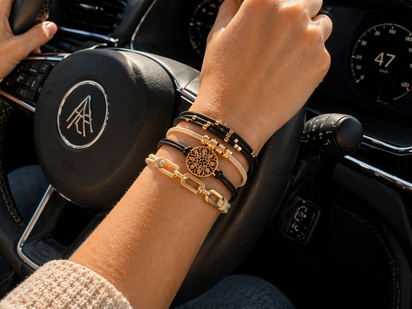 Lot de 4 élastiques à cheveux / Bracelets