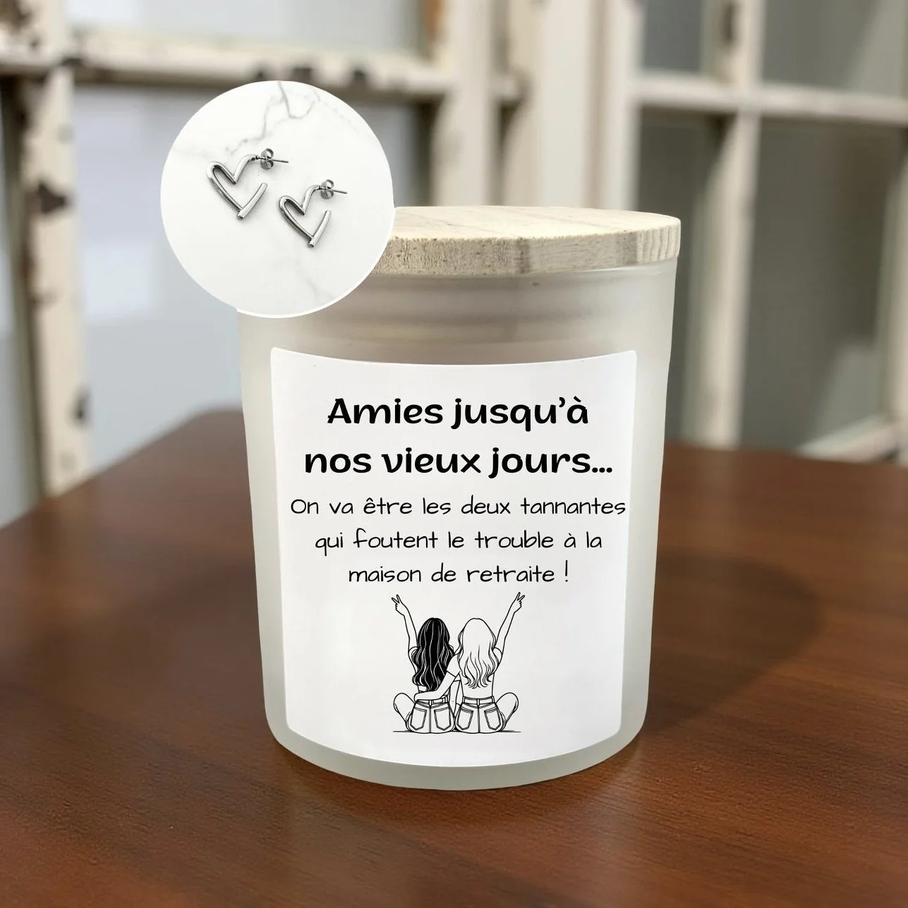 Chandelle "Amies jusqu’à nos vieux jours" Avec un bijou à l’intérieur.