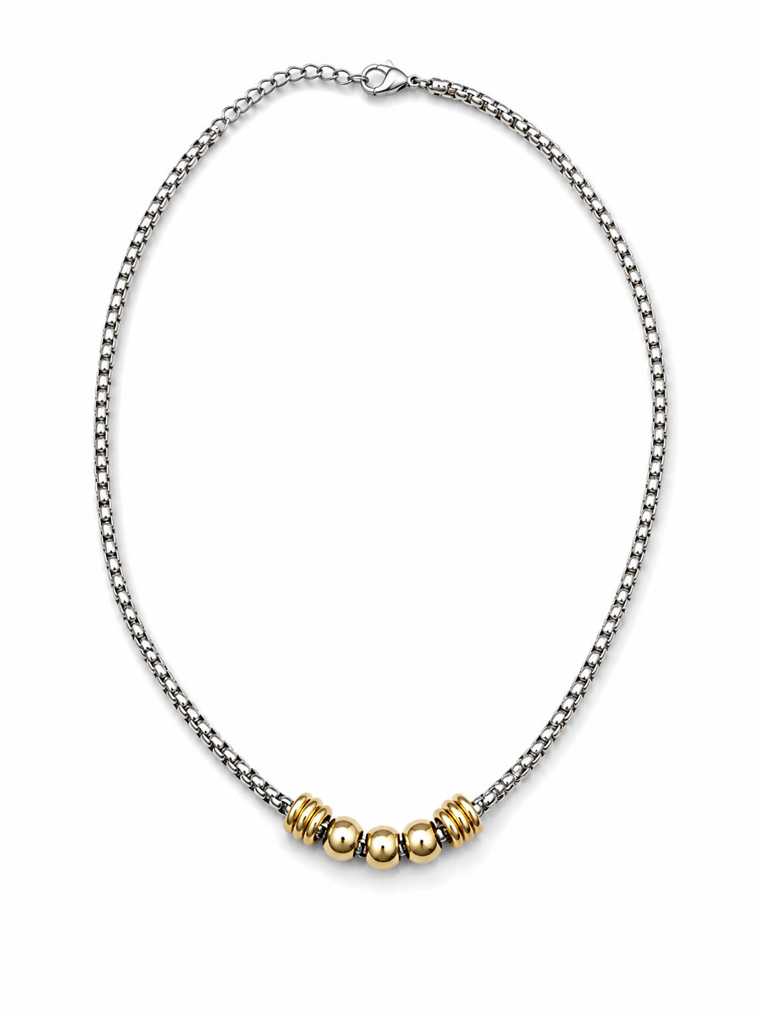 Collier Bizie en acier inoxydable argenté avec billes et anneaux dorés sur fond blanc