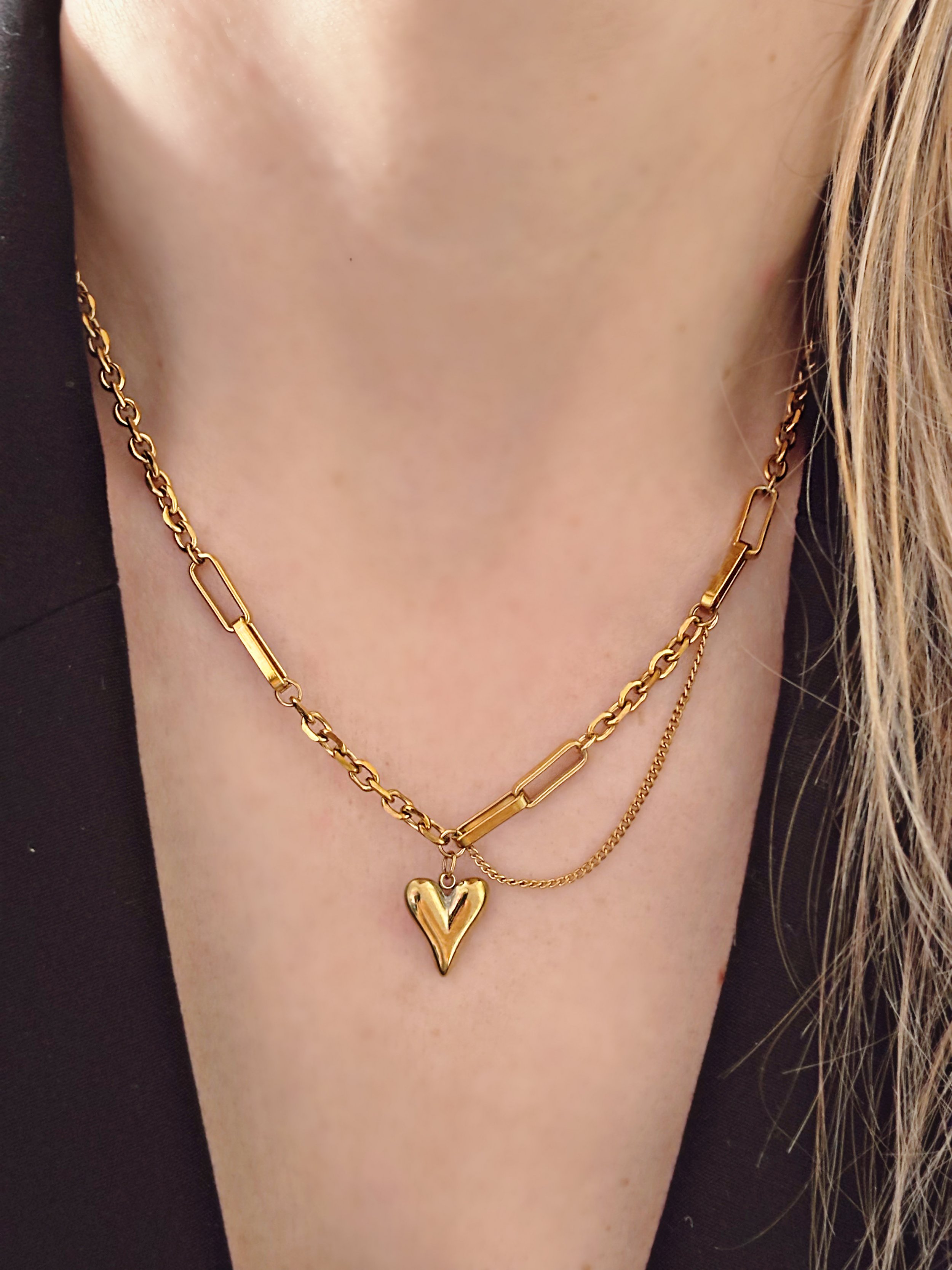 Collier Lipa