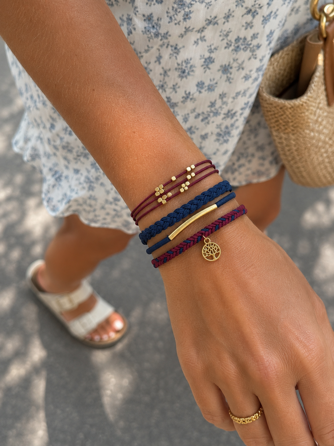 Lot de 5 élastiques à cheveux / Bracelets – Bleu marine, bordeaux et doré