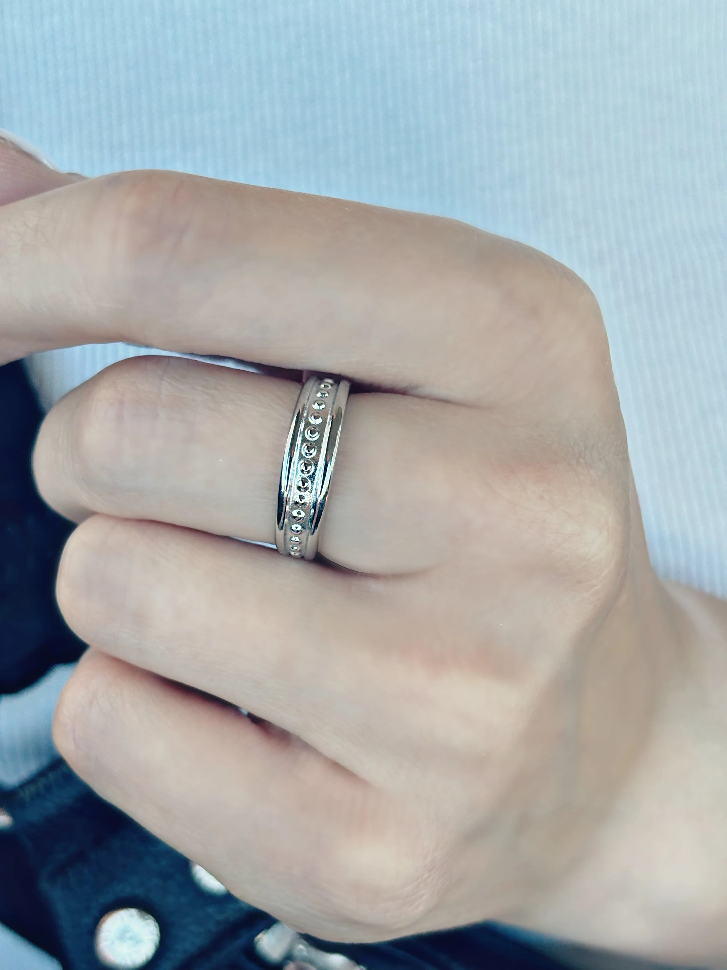 Bague Dinis en acier inoxydable ajustable, bijou chic et féminin | Tokade.