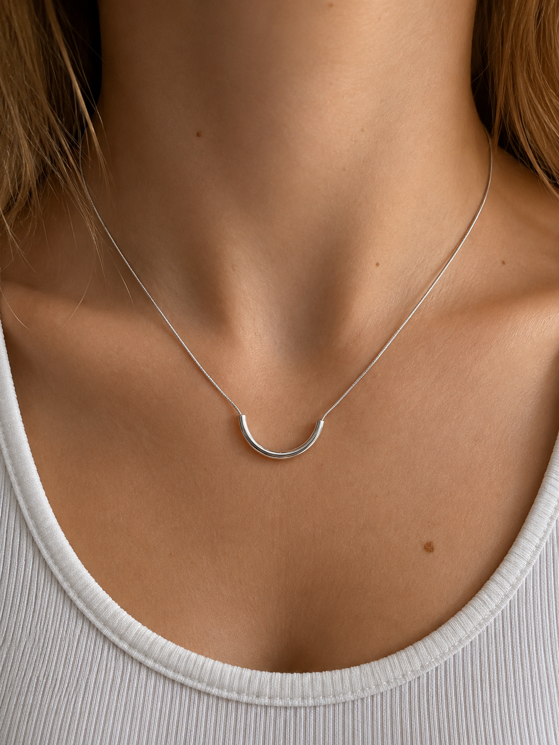 Collier Hayley
