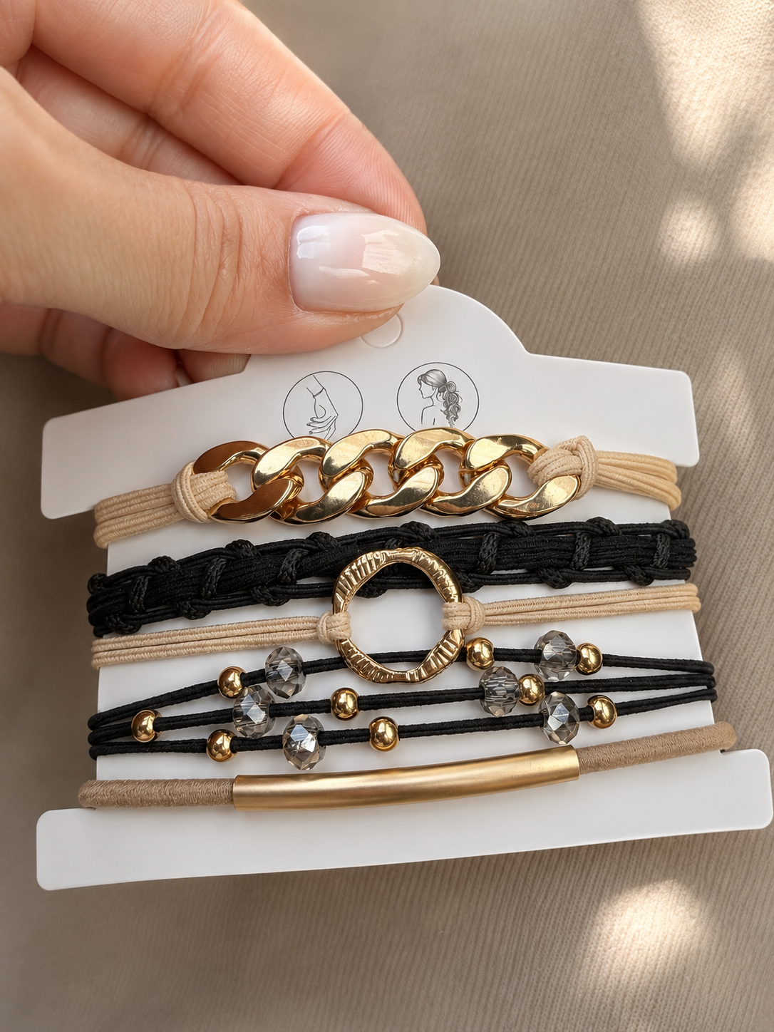Lot de 5 élastiques à cheveux et bracelets 2-en-1 noir, beige et doré avec chaîne, cristaux et détails métalliques - Tokade