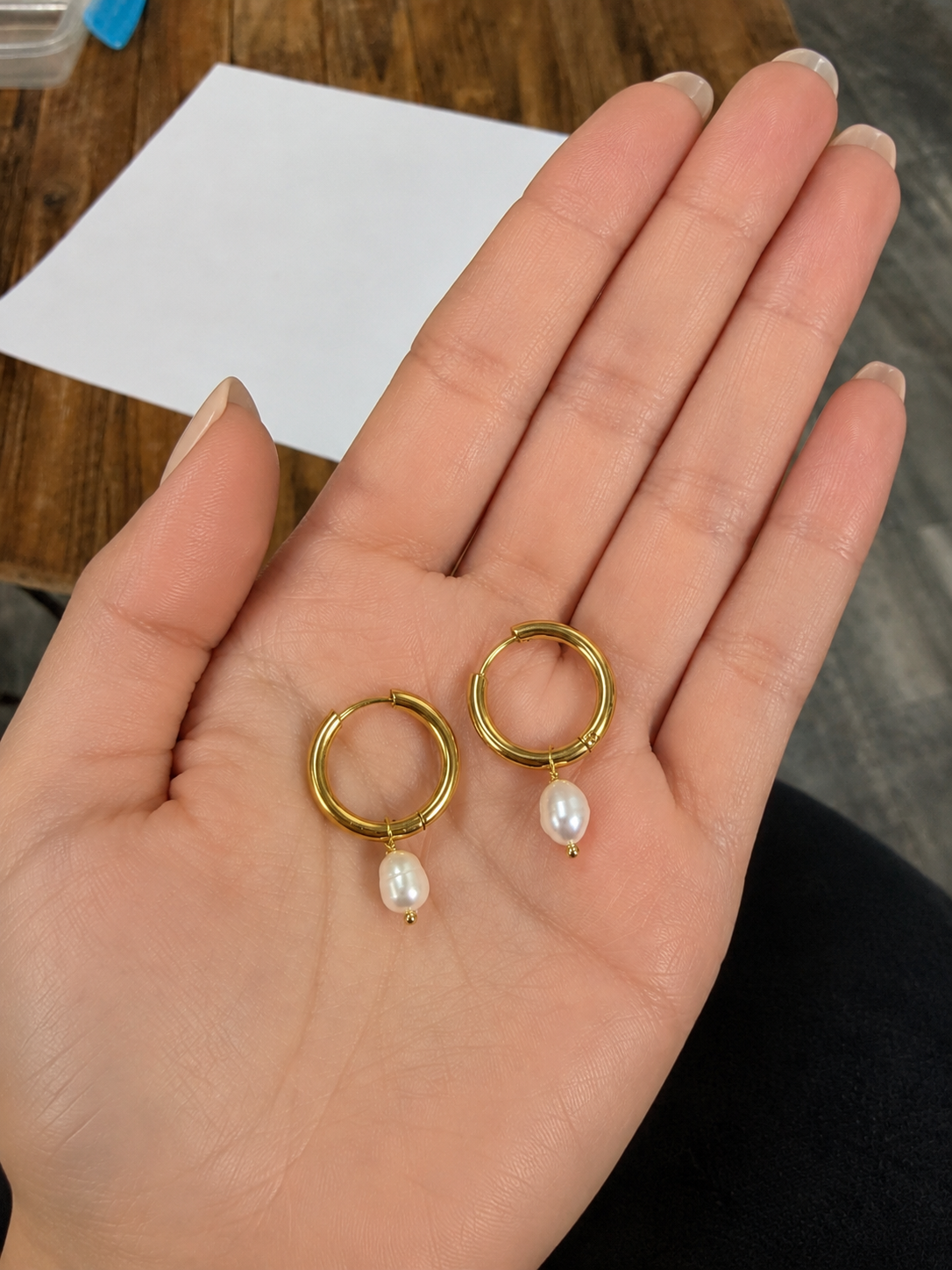 Boucles d’oreilles dorées avec perles d’eau douce en acier inoxydable - Tokade