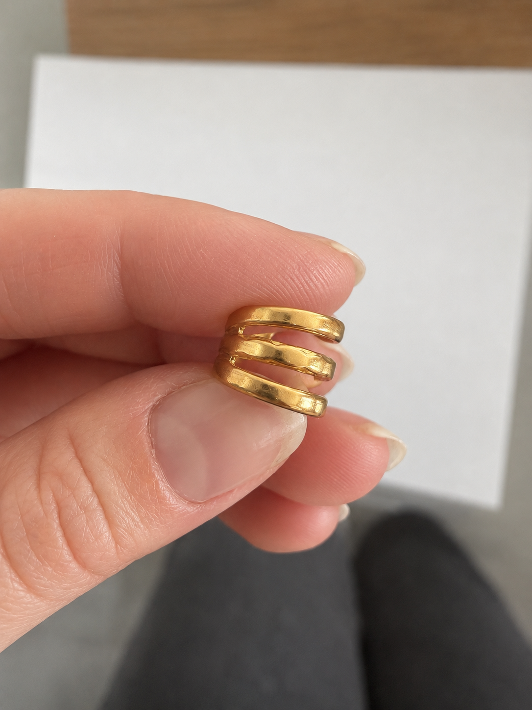 Anneau d’oreille Danya dorée en acier inoxydable- Tokade