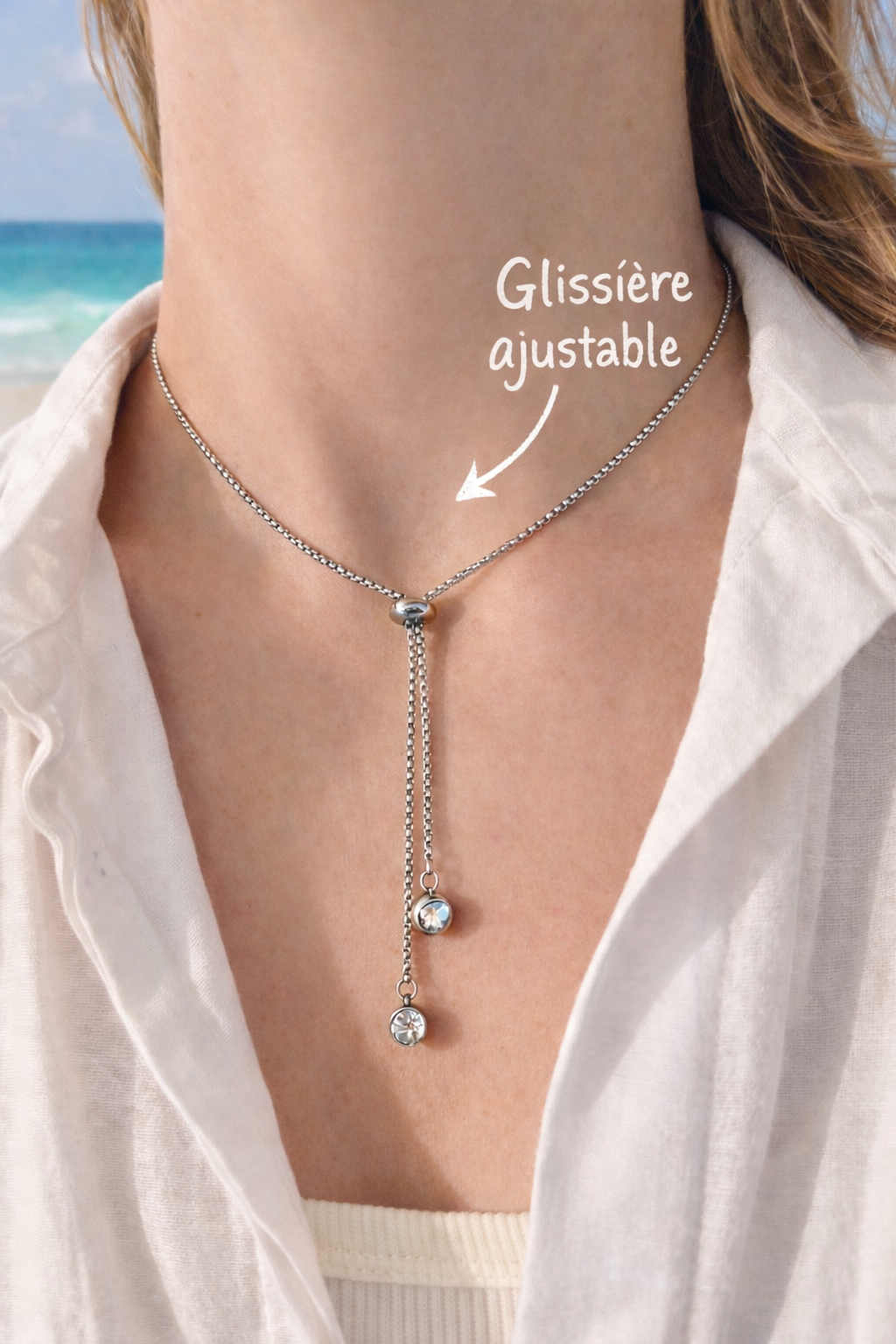 Collier Cira par Tokade porté par une mannequin.