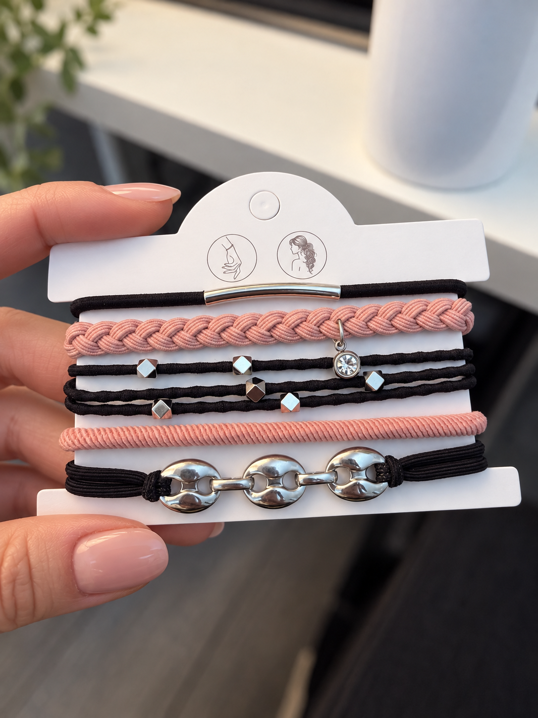 Ensemble de 5 élastiques à cheveux bracelets rose et noir avec détails argentés, tressage et breloque brillante