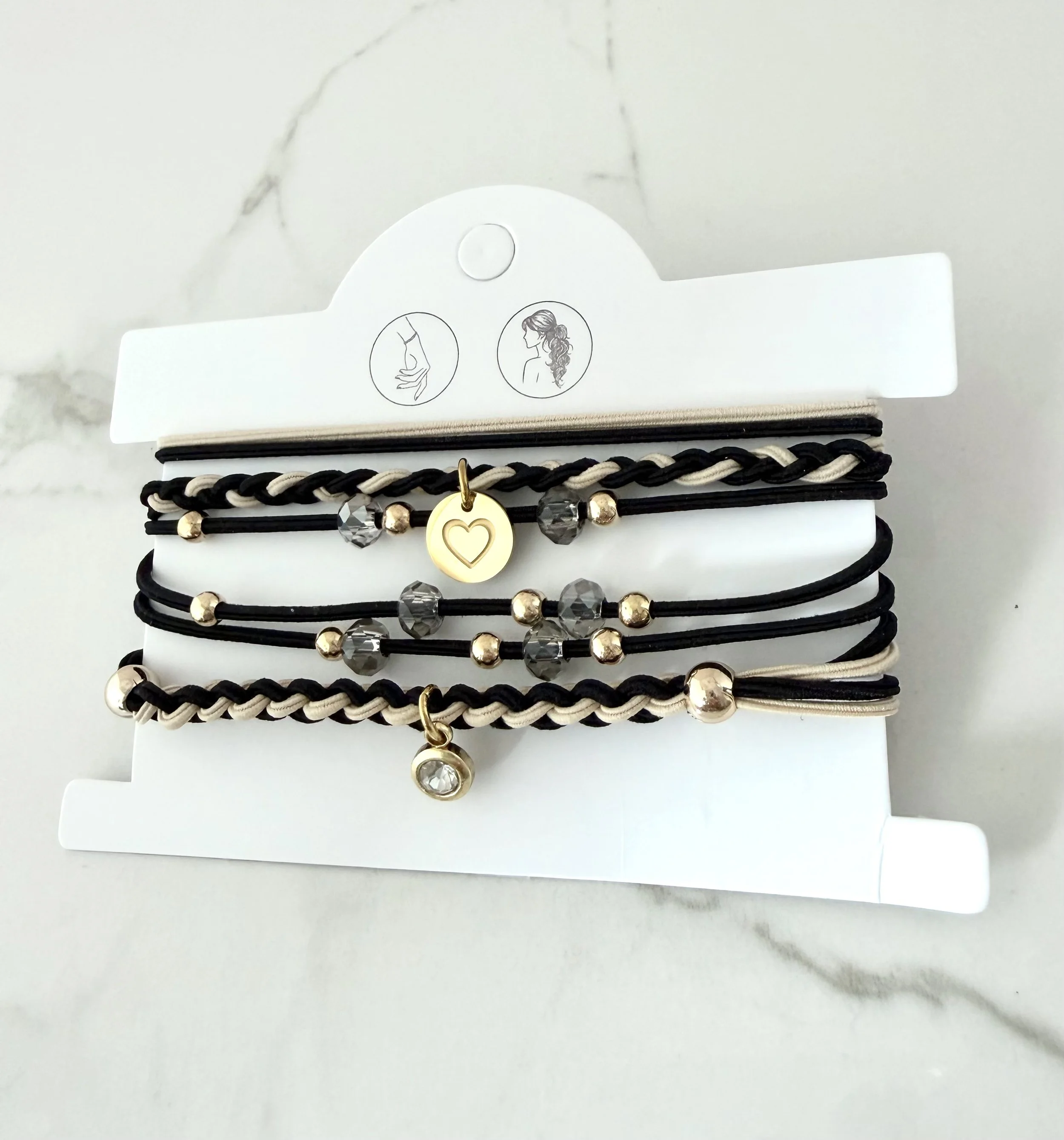Lot de 3 élastiques à cheveux bijoux noir et beige avec breloques élégantes, pouvant aussi se porter en bracelets, style chic et tendance.-Tokade