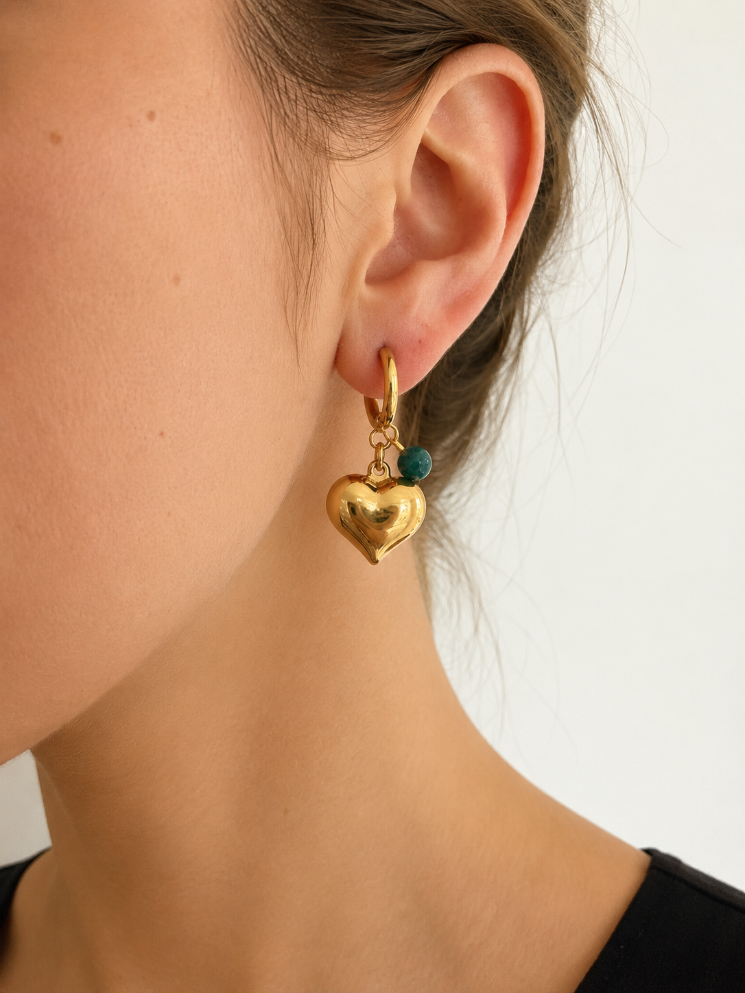 Boucles d’oreilles cœur doré avec pierre semi-précieuse en acier inoxydable - Tokade
