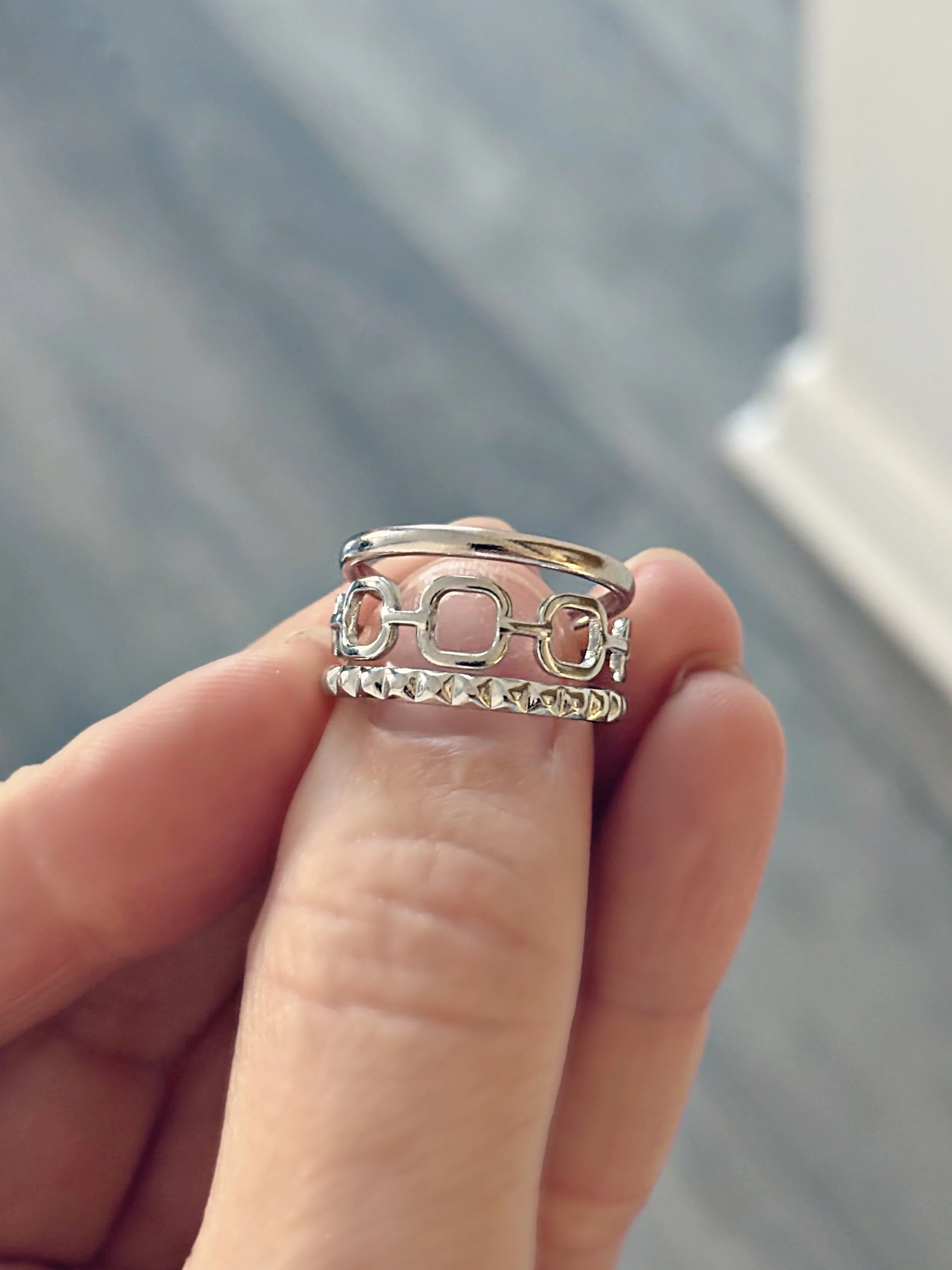 bague Kenza en acier inoxydable vue en gros plan