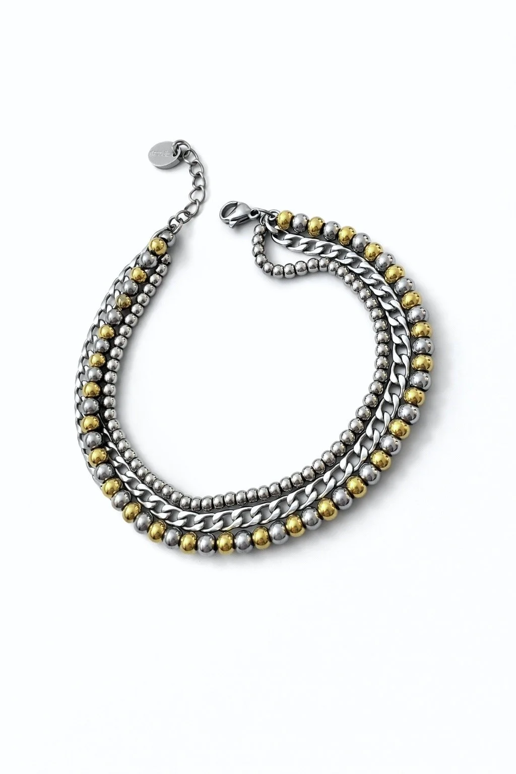 Bracelet effet superposé avec perles argent et doré sur fond blanc-Tokade