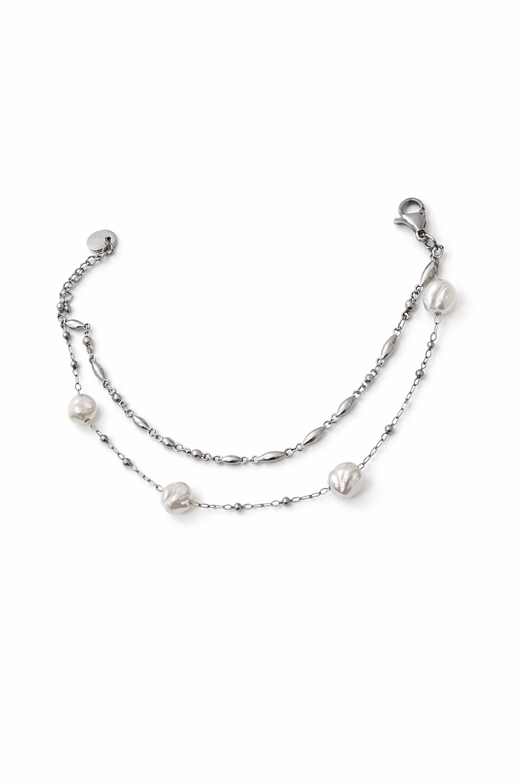 Bracelet argent et perles sur fond blanc-Tokade