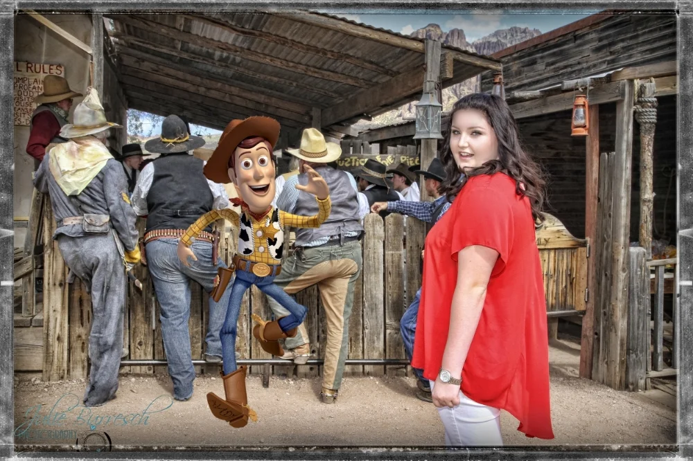 mak-woody-framed0952.jpg