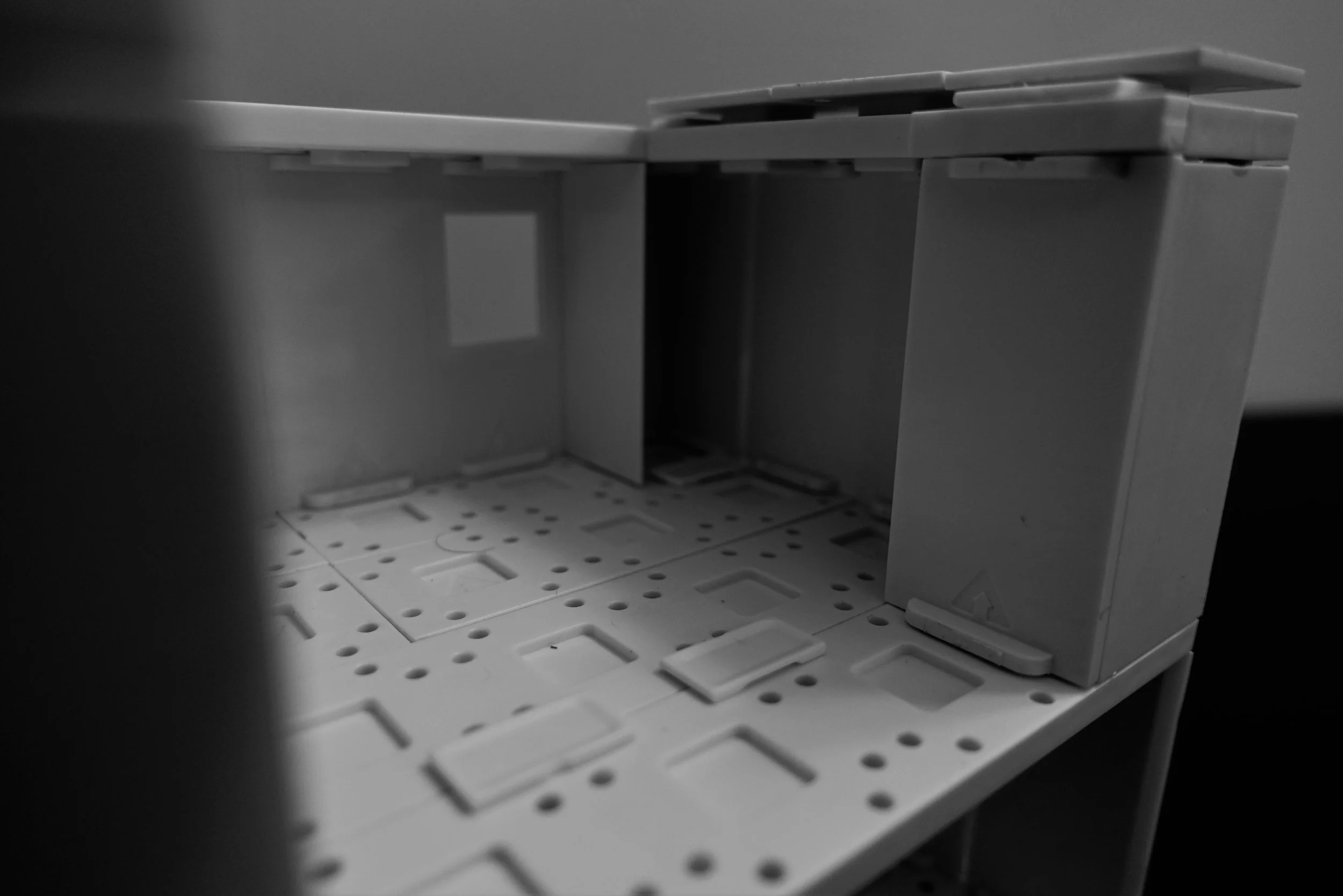 Iso-view closet