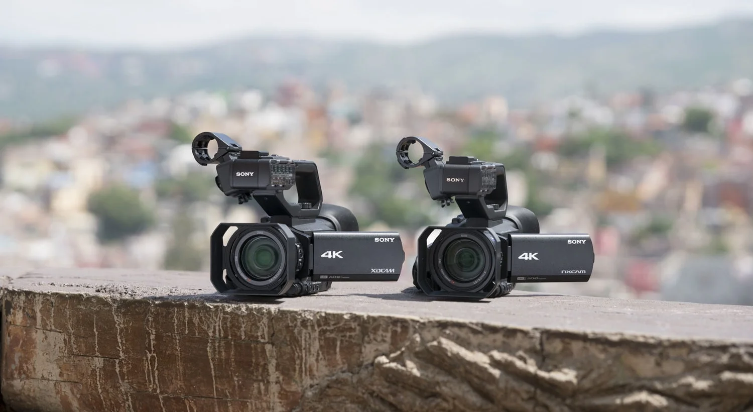 Sony HXR-NX80 Professional 4K Pocket Camcorder