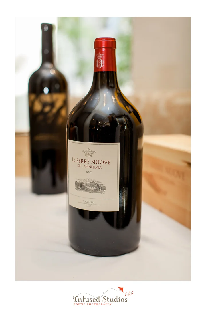 Avanti and Ian (Facebook)-1971.jpg