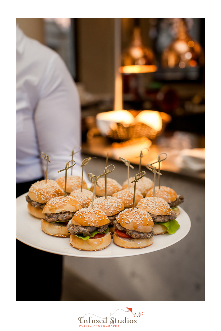 Avanti and Ian (Facebook)-1981.jpg