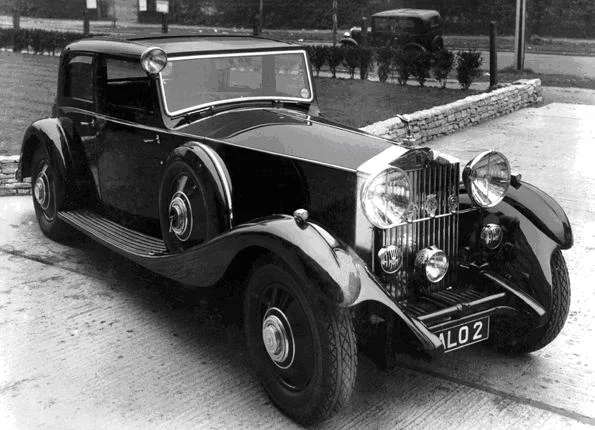 Business partner, William Streatfield Verrells' Rolls Royce, 1932, fitted with an EKCO radio system.