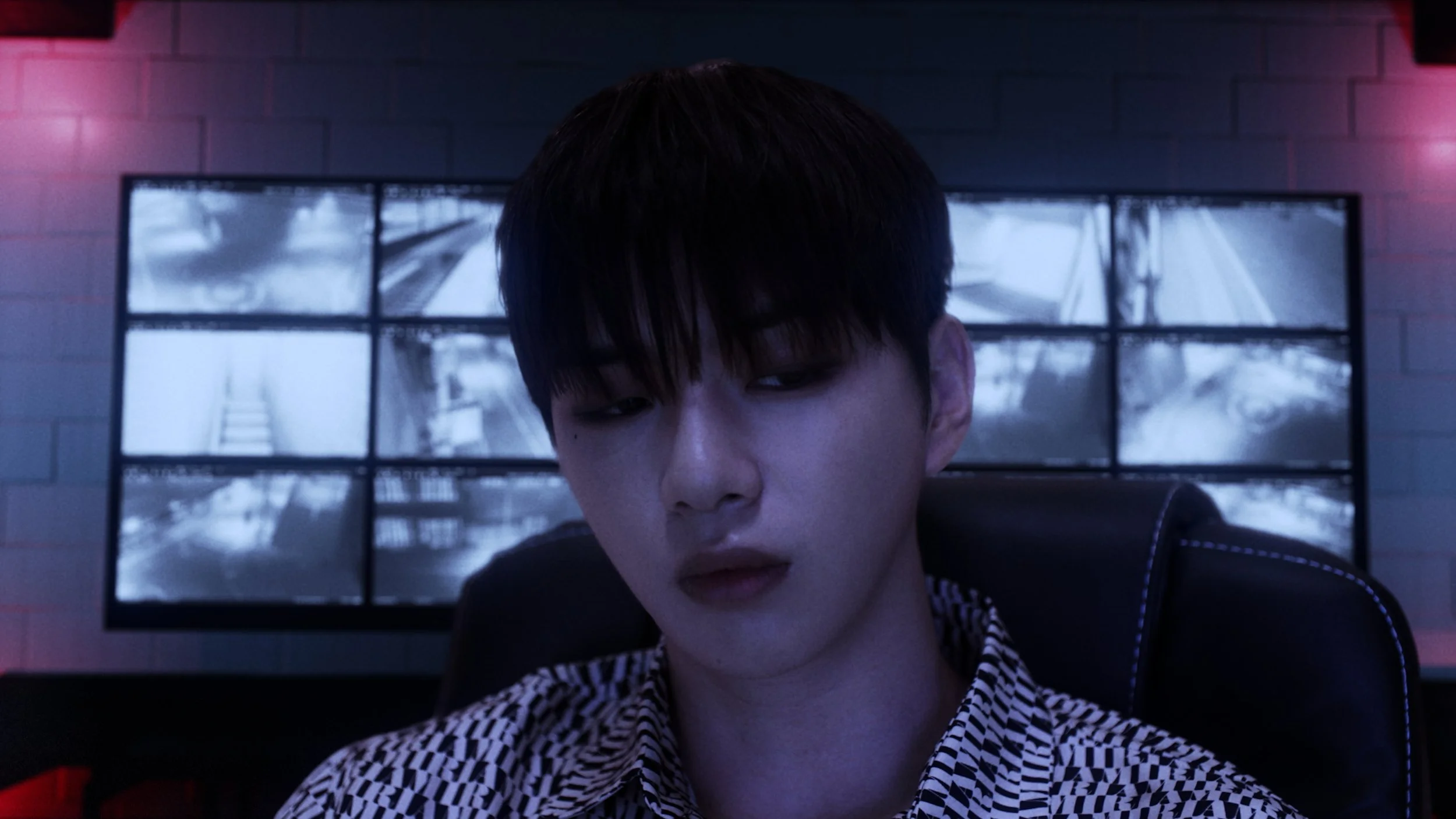 Sequence 01.00_00_29_07.Still021.jpg