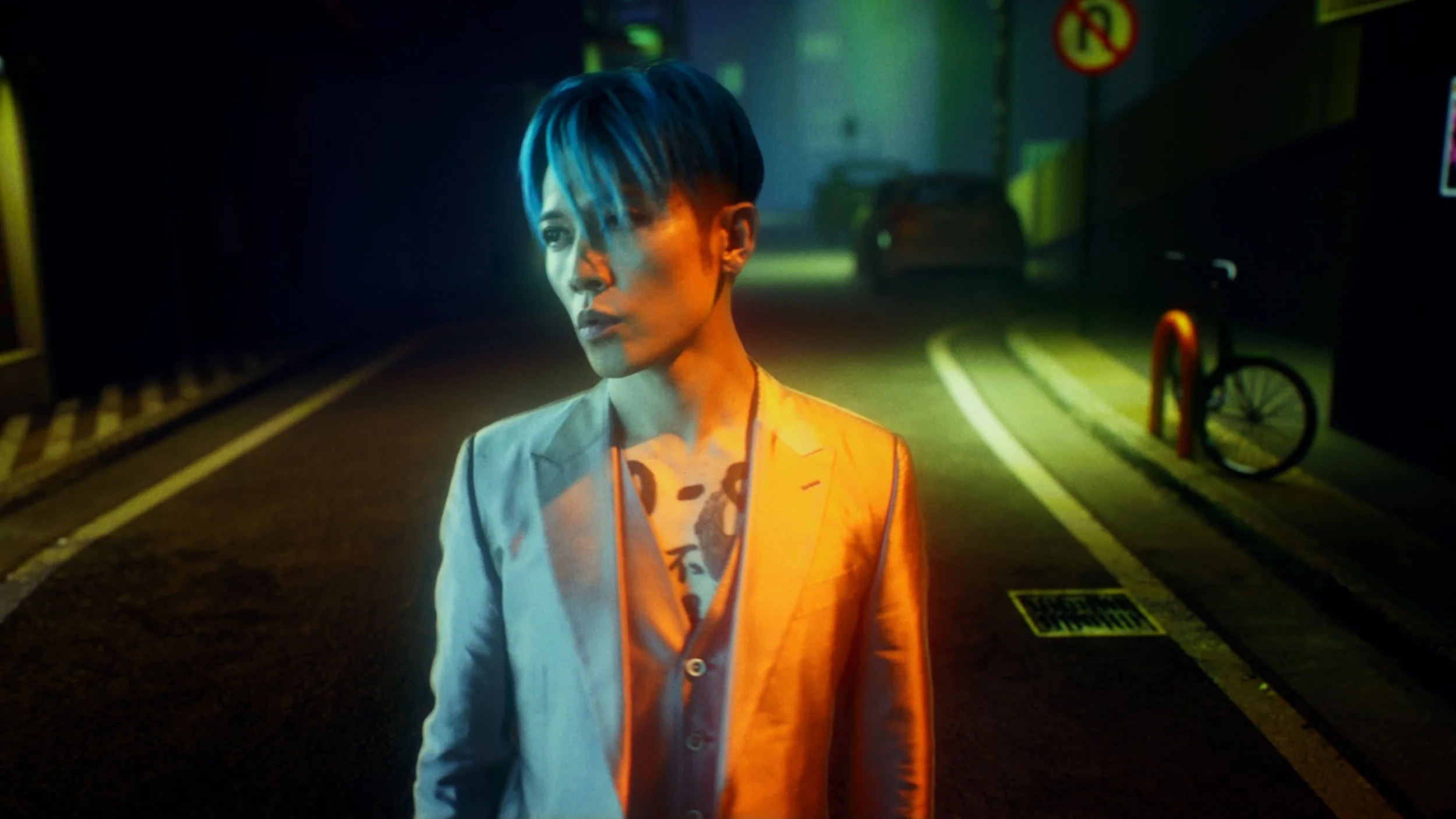 Sequence 01.00_01_42_11.Still111.jpg