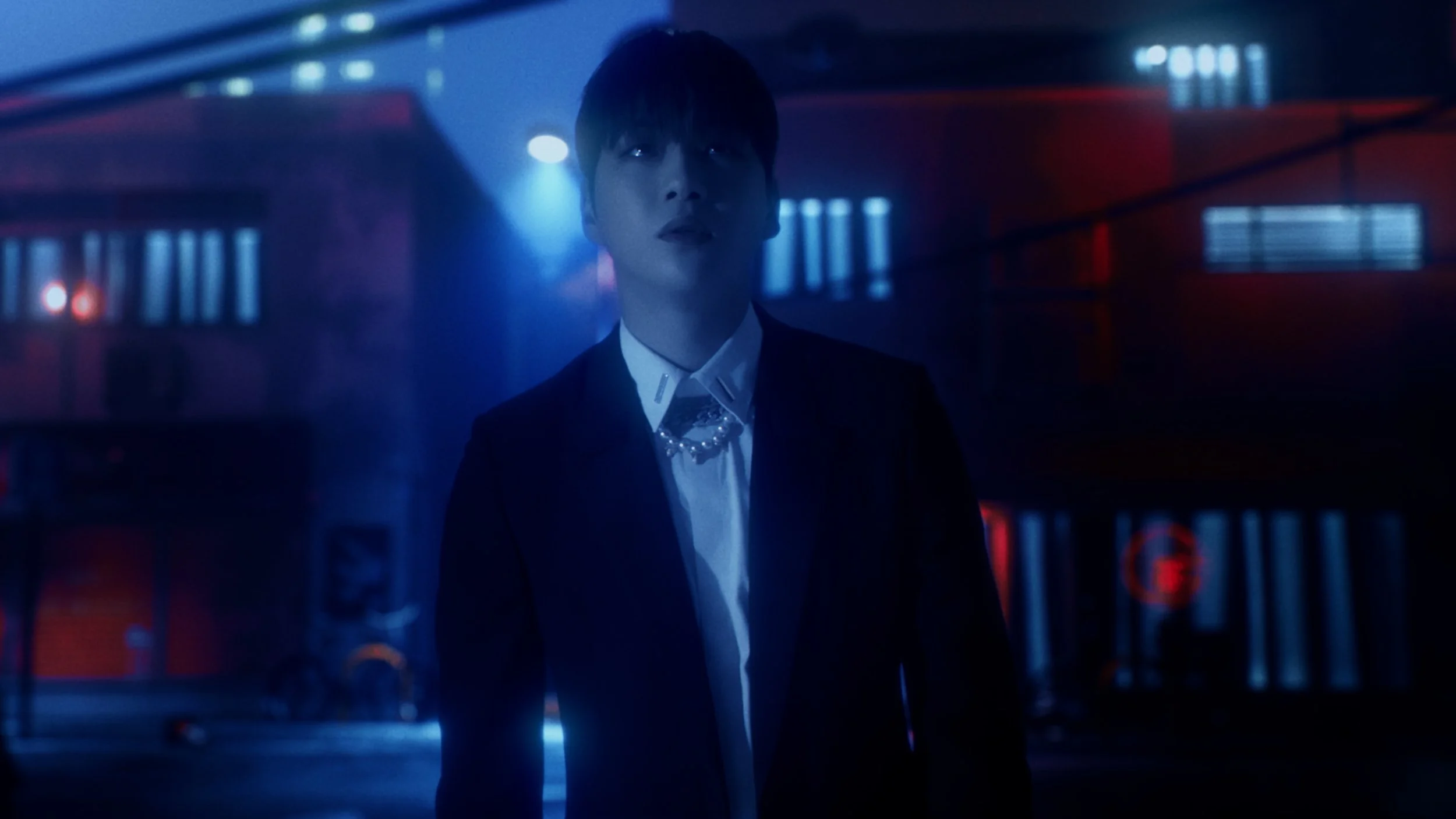 Sequence 01.00_02_56_11.Still199.jpg